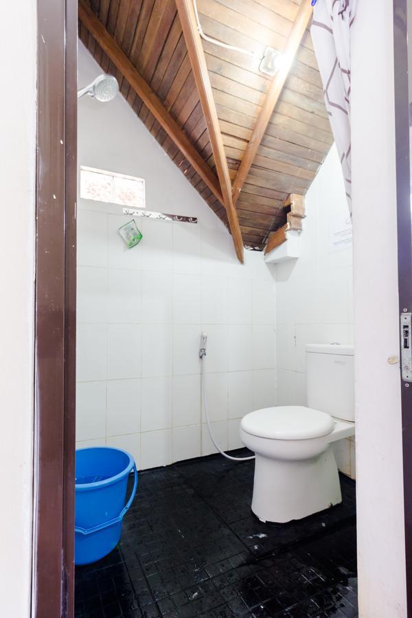 Pele Guesthouse バンドゥン エクステリア 写真